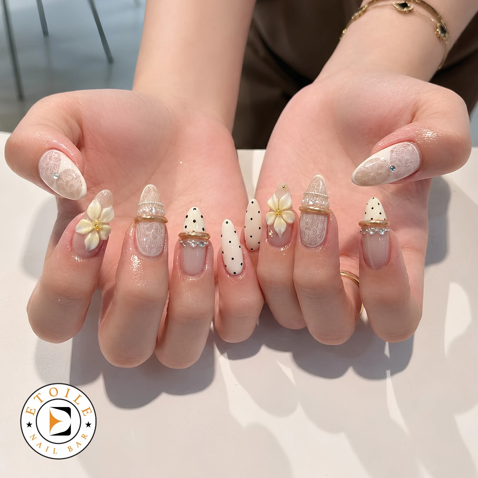 Nail salon 60614 - Nail salon near me - Nail salon Chicago - Etoile Nail Bar